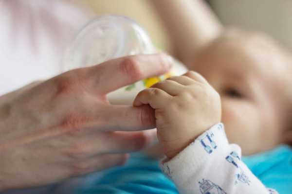 Infant formula could change gut bacteria, contribute to childhood obesity: Study