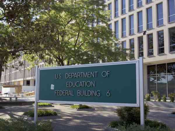 White House calls for merger of Education, Labor Departments 