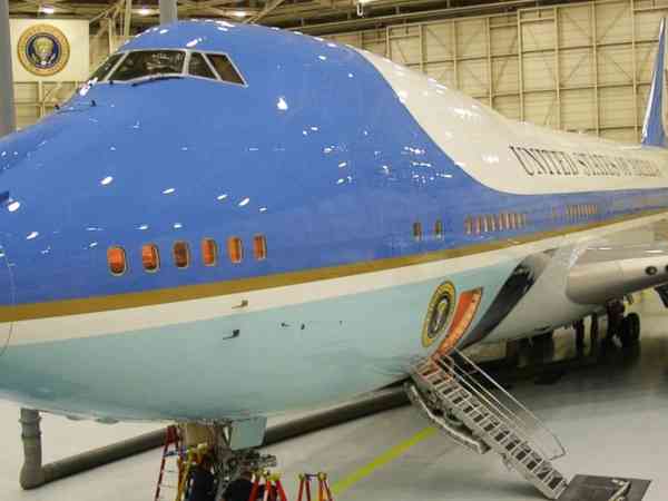A fresh new paint job for Air Force One may be underway 