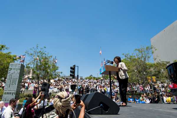Maxine Waters isn’t standing down: "If you shoot me, you better shoot straight"