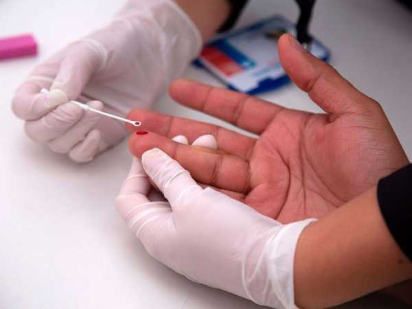 'Miles to go' in fight against HIV, UN report warns