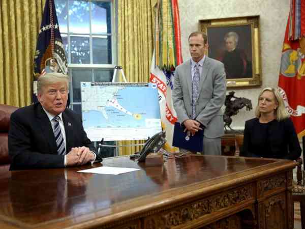 Trump skewered after calling Hurricane Florence 'tremendously wet'