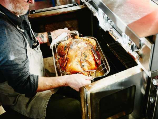 Thanksgiving turkey: 5 food safety tips to remember before you start cooking