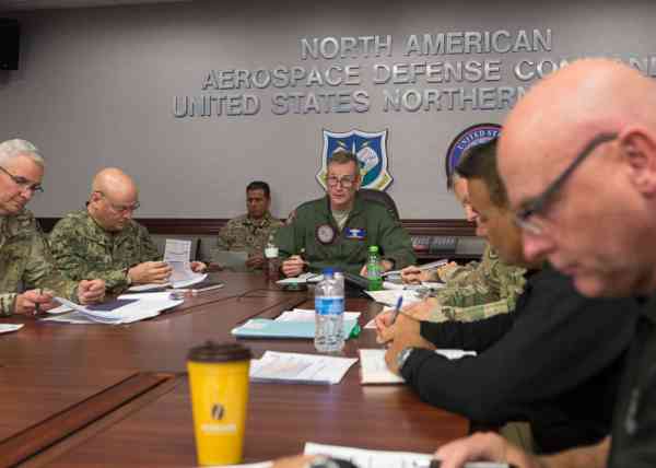 Top general anticipates more than 5,200 troops might deploy to border
