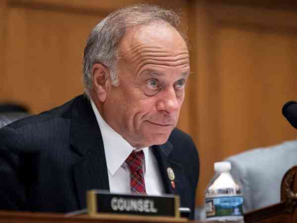 Steve King's 'racist' immigration talk prompts calls for congressional censure