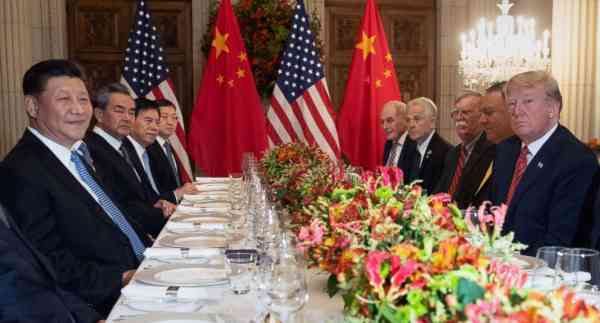 Trump, Xi sit down to dinner at G20 to discuss trade war 