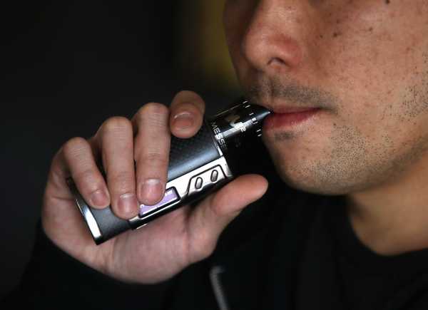 Study: Vaping helps smokers quit. Sort of.