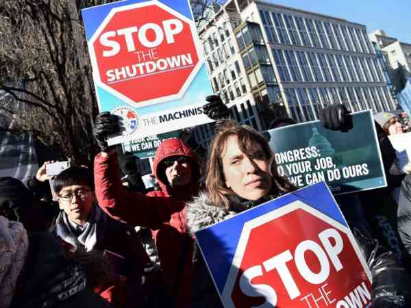 Federal government workers rally across the country calling for shutdown to end