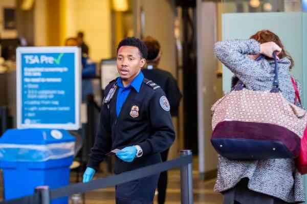 As shutdown continues and TSA agents call out sick, agency preps contingency plan