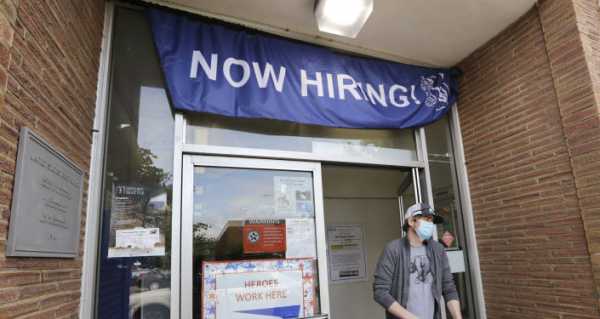 US Job Openings at Record High of 10.1Mln in June - JOLTS Report