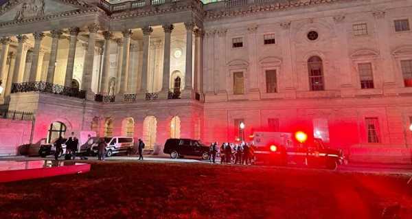 Tensions Subside in DC After Protesters Stormed US Capitol, Clashed With Police - Videos
