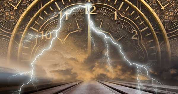 Time Travel May Be Possible, Time Paradoxes Not an Issue, New Study Says