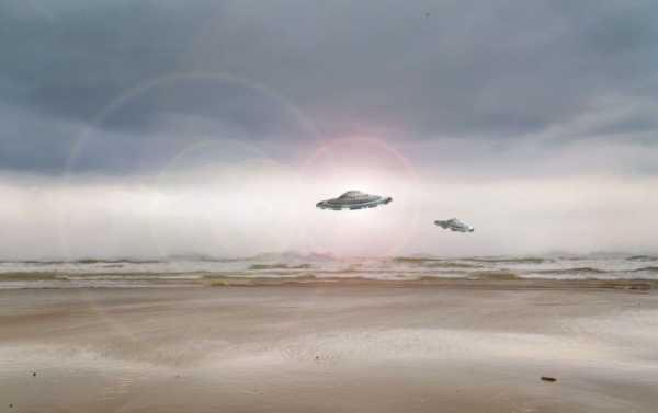  Navy Pilot Who Filmed ‘Tic Tac’ UFO Finally Breaks His Silence