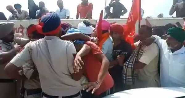 Massive Clash Erupts in India's Punjab as Agitating Farmers Stop Politician Sukhbir Badal's Rally